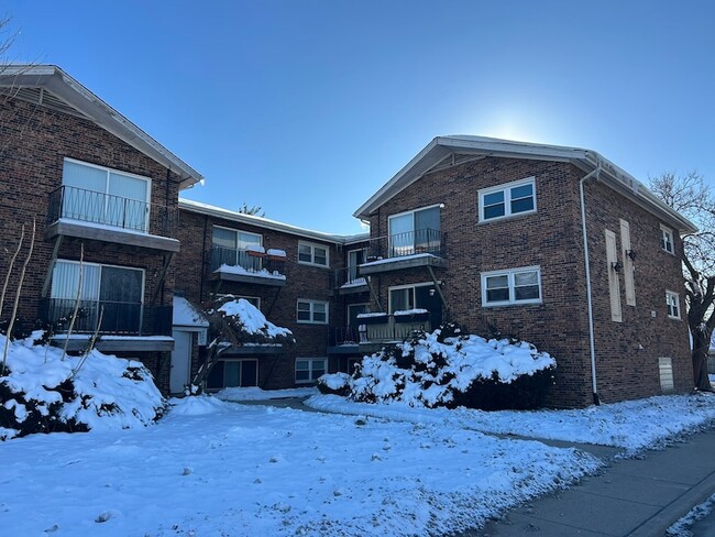 property at 4545 Prescott Ave