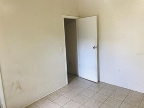 736 Alabama St in Daytona Beach, FL - Foto de edificio - Building Photo
