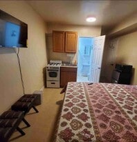 3180 Fish Ave in Bronx, NY - Building Photo