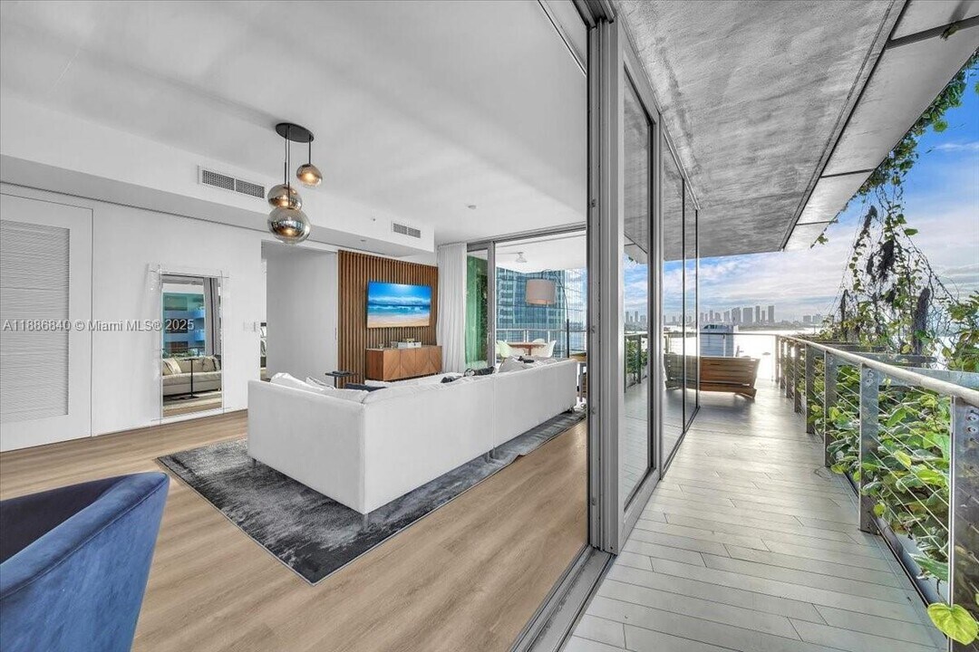 1300 Monad Ter in Miami Beach, FL - Building Photo