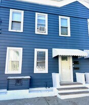46 W 9th St in Bayonne, NJ - Building Photo