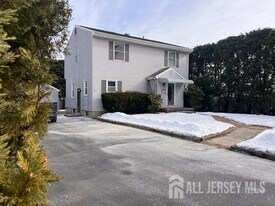 12 Burlew Pl in Sayreville, NJ - Building Photo