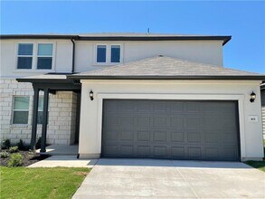 165 Andesite Trl in Liberty Hill, TX - Building Photo - Building Photo