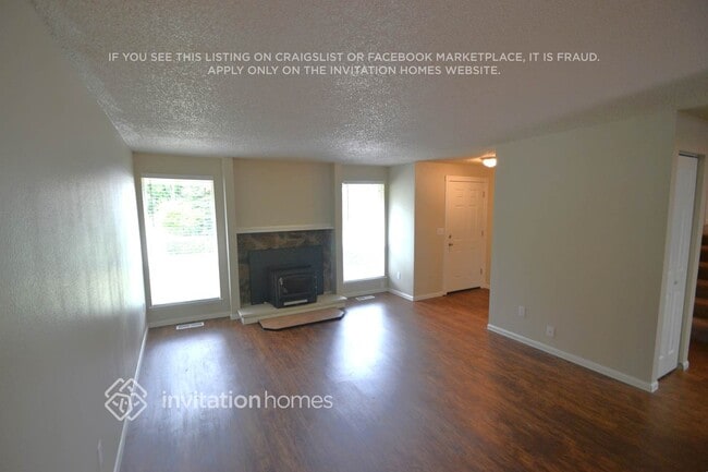 3709 SW 336th St in Federal Way, WA - Foto de edificio - Building Photo