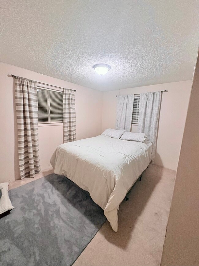 property at 795 Oak Knoll Dr