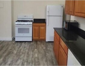 140 Callender St-Unit -6 in Boston, MA - Building Photo - Building Photo