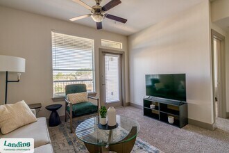 4115 Louetta Rd in Spring, TX - Foto de edificio - Building Photo