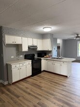 669 Briar Hill Ln in Addison, IL - Building Photo - Building Photo