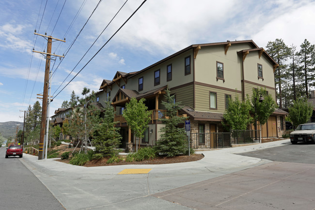 The Crossings at Big Bear Lake in Big Bear Lake, CA - Building Photo - Building Photo