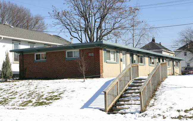 1104 Perry St in Columbus, OH - Foto de edificio - Building Photo