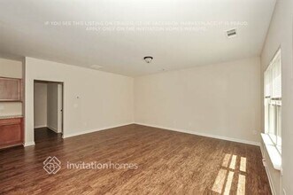 4121 Oak Field Dr in Loganville, GA - Building Photo - Building Photo