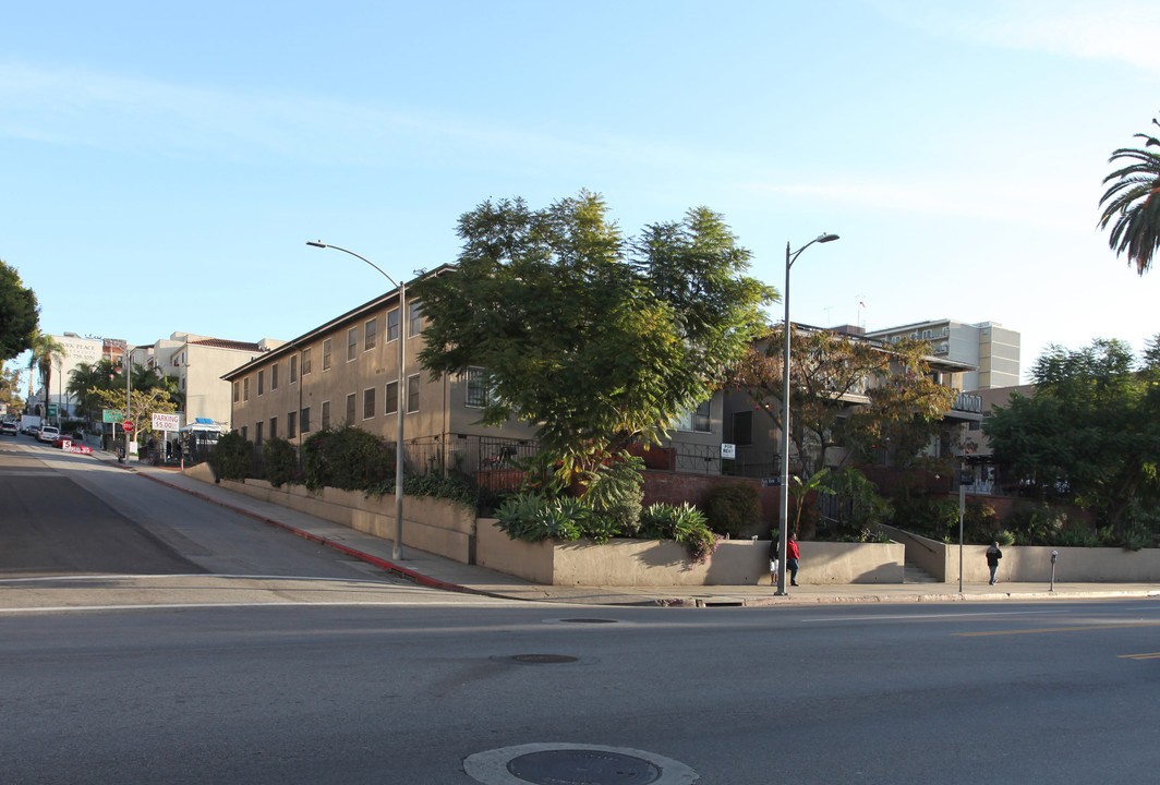 2325 W 6th St in Los Angeles, CA - Building Photo