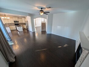 8121 Riviera Beach Dr in Las Vegas, NV - Building Photo - Building Photo
