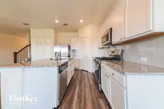 1304 Renoir Dr in Little Elm, TX - Foto de edificio - Building Photo