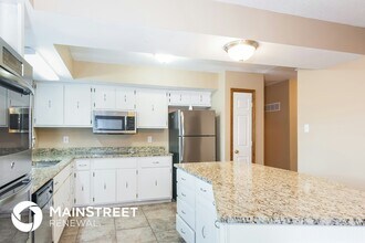 7 Kroeck Dr in Arnold, MO - Building Photo - Building Photo