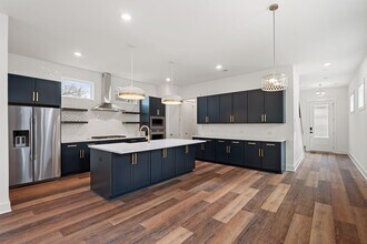 1004 Grant St in Durham, NC - Building Photo - Building Photo