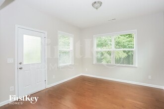 8823 Balsam Bay Rd in Charlotte, NC - Building Photo - Building Photo