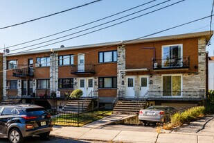 2160 De Hampton Av in Montréal, QC - Building Photo