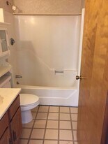 28 Chelsea St in Boston, MA - Building Photo