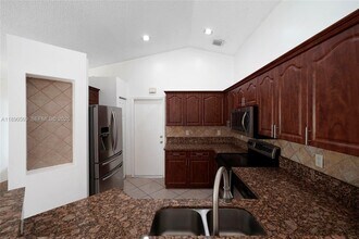 1289 Majesty Terrace in Weston, FL - Building Photo - Building Photo