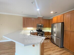 1 Hidden Brooke Way in Chico, CA - Building Photo - Building Photo