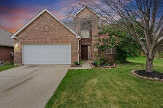 1223 Mallard Creek Dr in Aubrey, TX - Building Photo - Building Photo