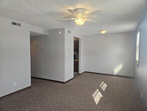 714 N Campbell St in Macomb, IL - Building Photo - Building Photo