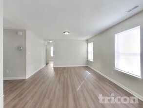 1619 Prairieview Ln in Greenfield, IN - Building Photo - Building Photo