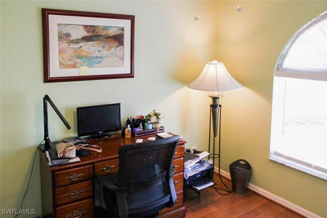 property at 885 New Waterford Dr