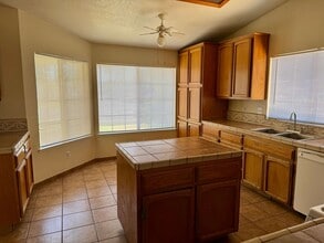 1899 Rogina Ct in Merced, CA - Building Photo - Building Photo