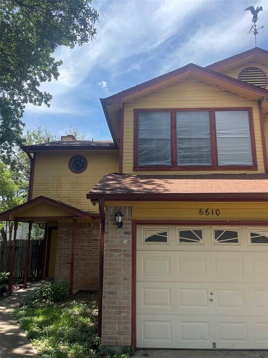 6610 Windrift Way in Austin, TX - Building Photo