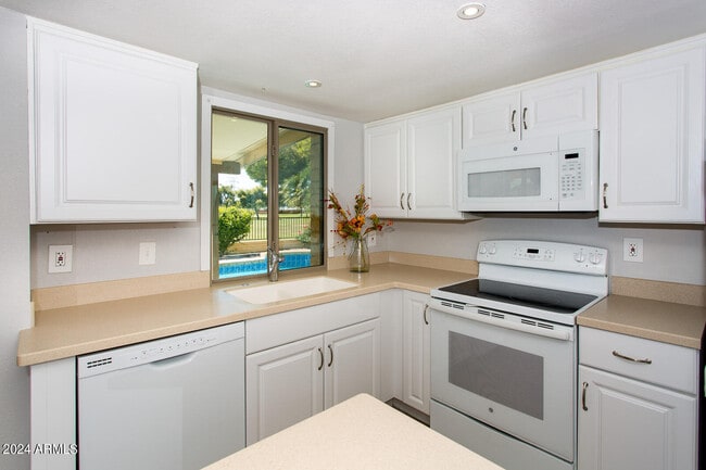 property at 7232 S La Rosa Dr