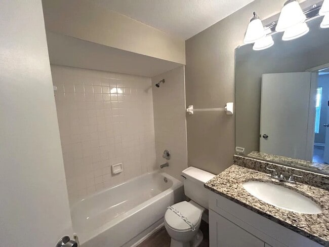 property at 2483 Crestdale Cir SE