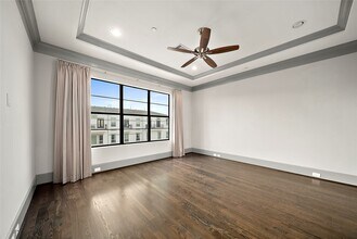 2905 Bering Dr in Houston, TX - Building Photo - Building Photo