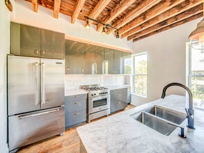 607 Hancock St, Unit 2 in Brooklyn, NY - Building Photo - Building Photo