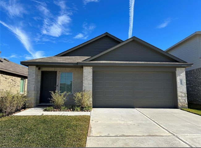property at 24042 Breckenridge Hts Ln