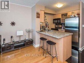 18 Harrison Garden Blvd in Toronto, ON - Building Photo - Building Photo