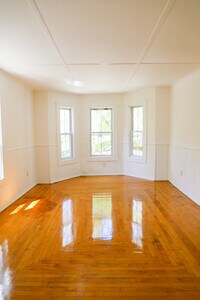 60 Cliff St, Unit B photo'