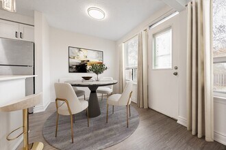 145 Elinor Avenue in Toronto, ON - Building Photo - Building Photo