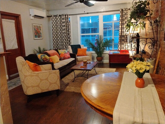 22 W Main St in Ione, CA - Building Photo - Building Photo