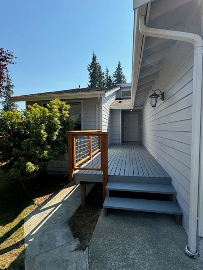 9612 24th Pl NE-Unit -A in Lake Stevens, WA - Building Photo - Building Photo
