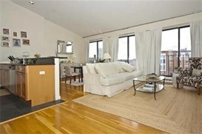 37 W Newton St in Boston, MA - Building Photo - Building Photo