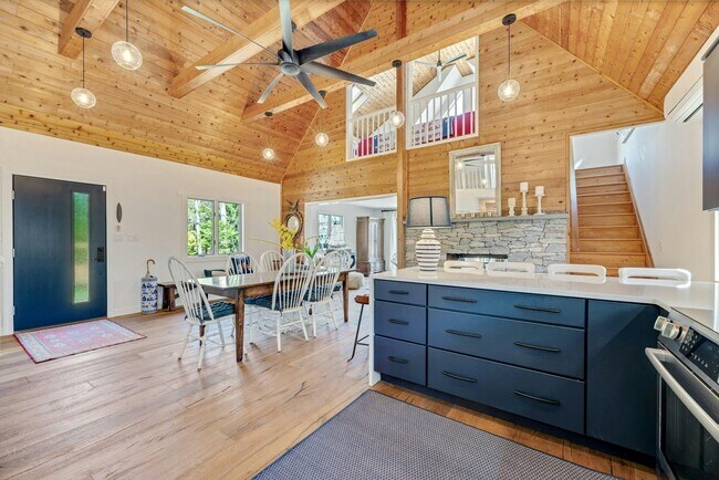 2315 Mill Ln in Peconic, NY - Building Photo - Building Photo