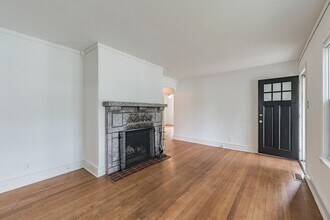 611 Hunter Ave in Winston-Salem, NC - Building Photo - Building Photo