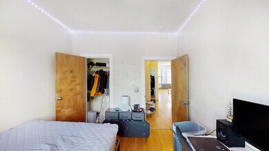 88 Hammond St, Unit 8M in Boston, MA - Building Photo - Building Photo