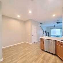 6733 Lake Rochester Ln in Gibsonton, FL - Building Photo - Building Photo