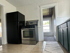 565 Thompson St in Elmira, NY - Building Photo - Building Photo