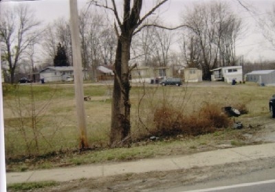 Trailer Park in La Grange, KY - Building Photo