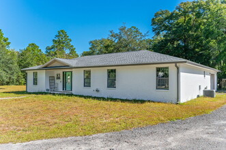 83 Edgewood Dr in Freeport, FL - Building Photo - Building Photo