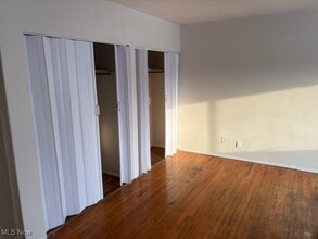 1670 Dominion Dr in Akron, OH - Building Photo - Building Photo